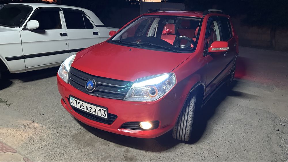 Жели мк кросс  geely mk cross