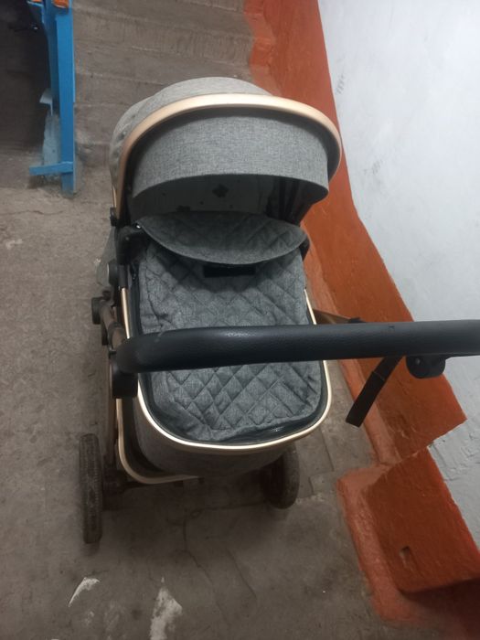 Срочно коляска сатылады