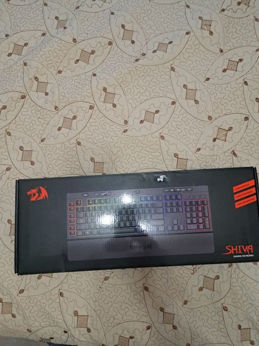 Геймърска клавиатура Redragon K512 RGB