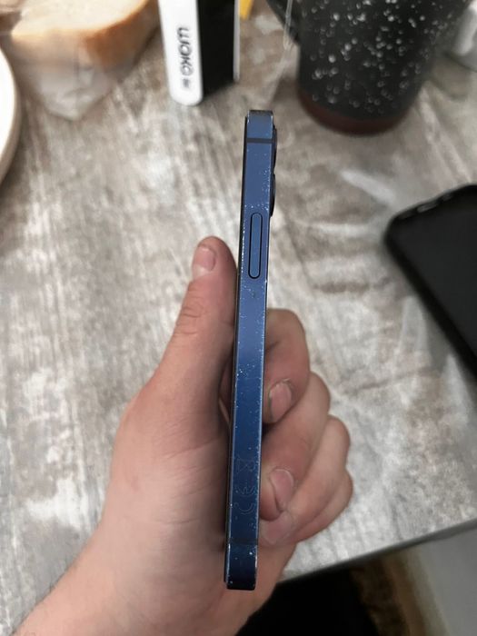 Продам Iphone 12 mini