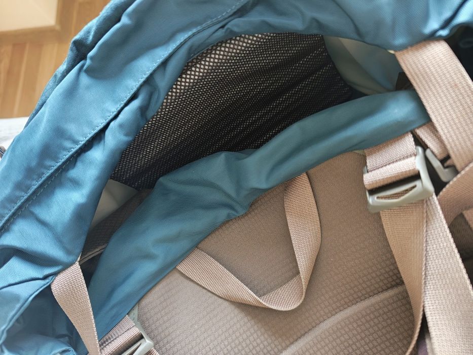 Туристическа раница с голям обем