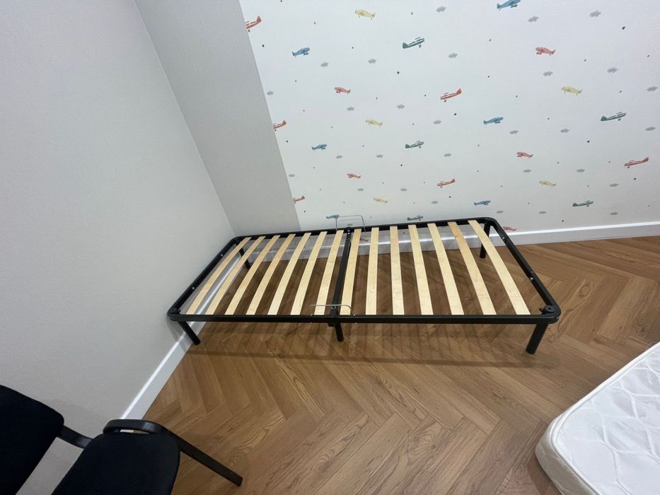 Продам 2 кровати новые