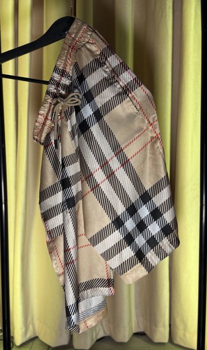 Compleu Burberry satin