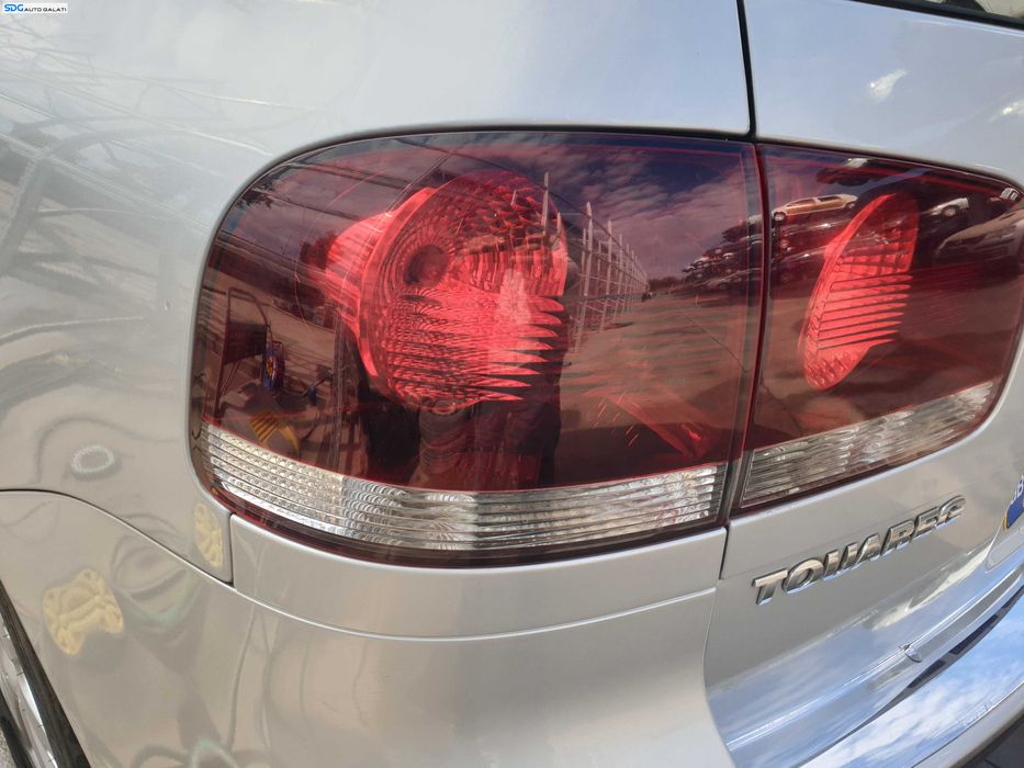 Tripla Stop Lampa Stanga de pe Aripa Caroserie cu Zgarietura Volkswagen Touareg 7L FL Facelift 2007 - 2010 [K8274]