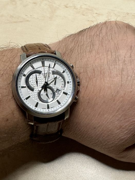 Casio Besaid wr50m хронограф