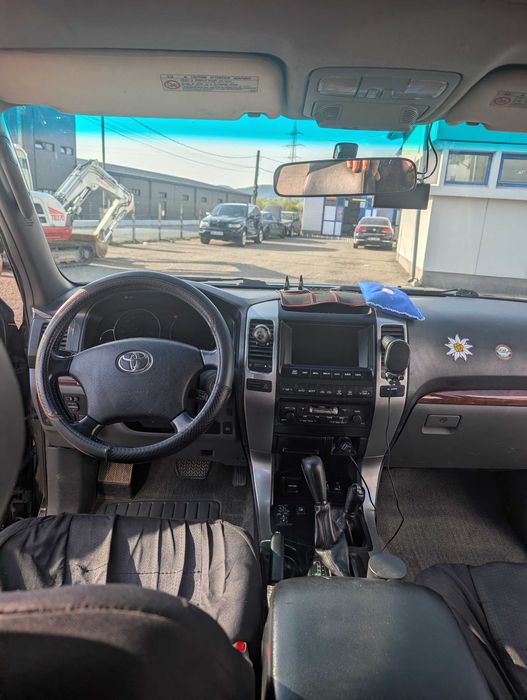 Toyota Land Cruiser 120J Prado