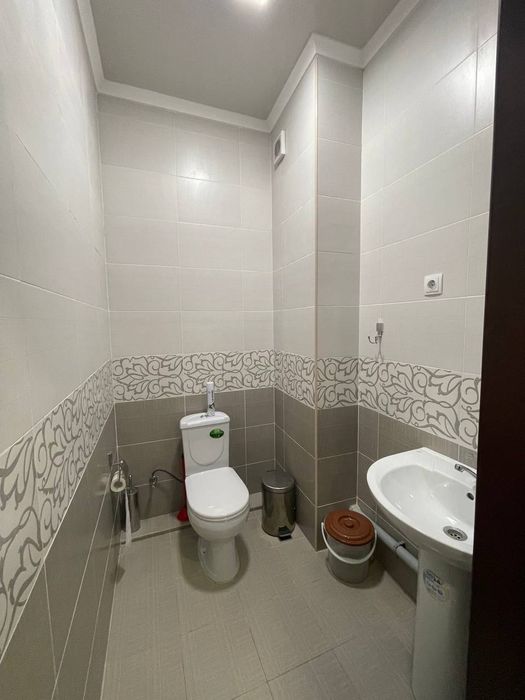 Сдается комната в аренду в своей 3х комнатной квартире на Паркентском