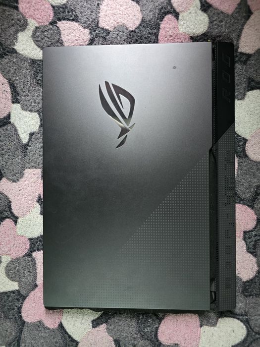 Игровой ноутбук Asus ROG Strix G513