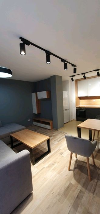 Дава се под наем Двустаен апартамент в София, Студентски град - 60 кв.м за 561 € - Снимка #1