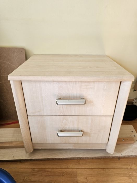 Спален комплект: гардероб с огледало + 2 нощни шкафчета + скрин – мног