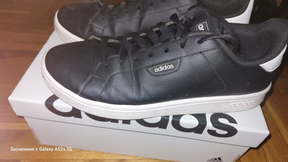 Спортни обувки Adidas Court