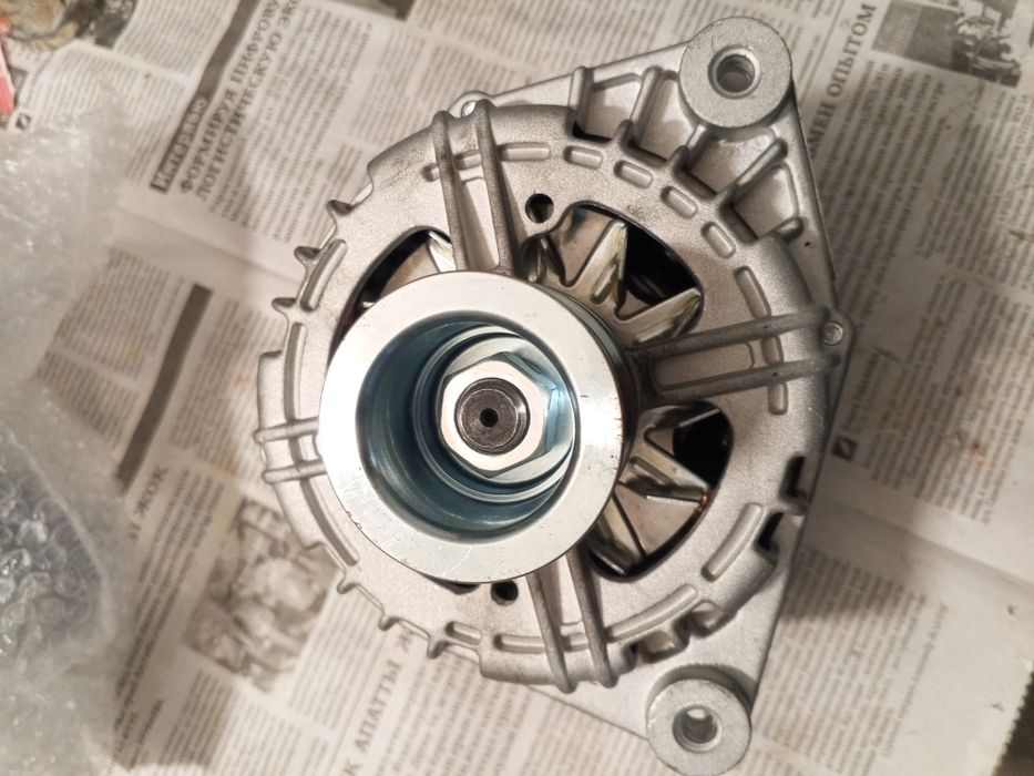 Продам генератор новый