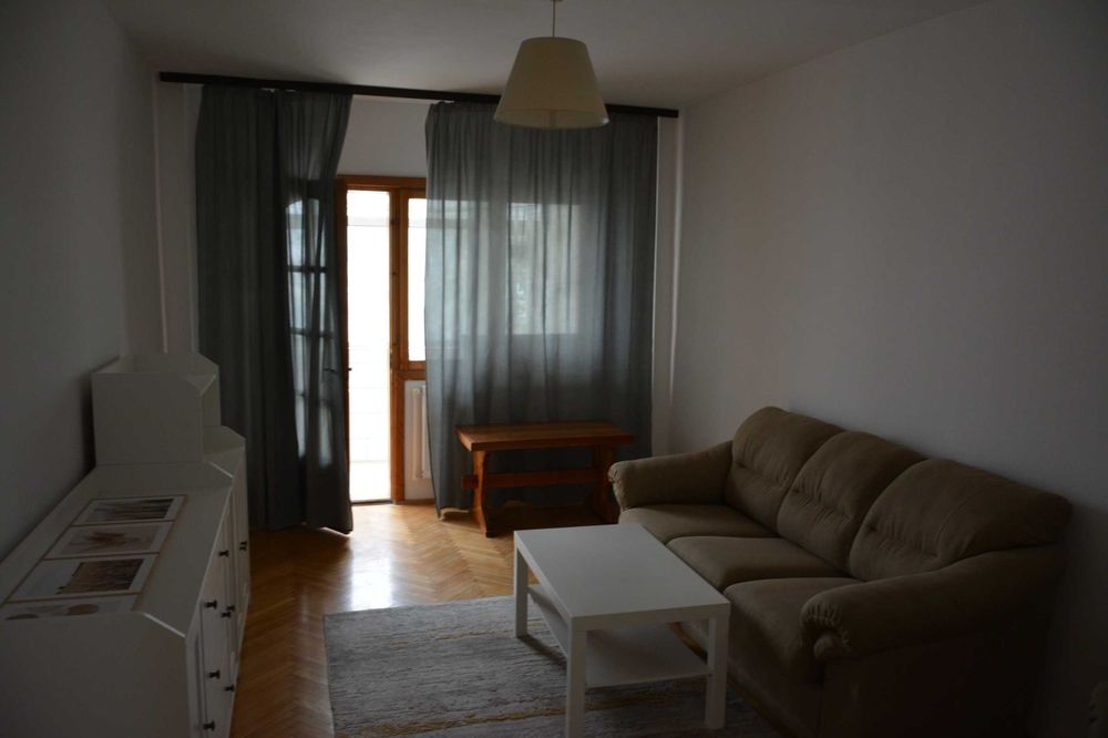 Inchiriere apartament 2 camere zona Toamnei 60 mp