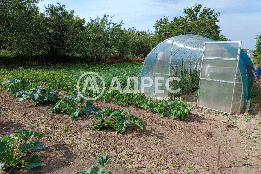 Продава се Къща в с. Островче, Област Разград - 70 кв.м за 948 €/кв.м - Снимка #10