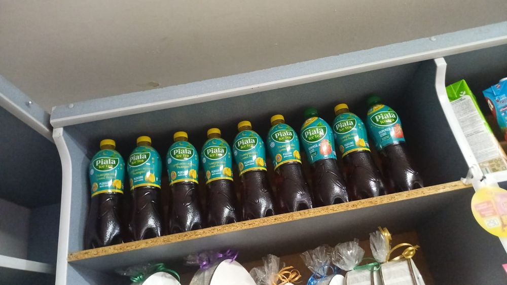 Магазин жұмыс жасап тур