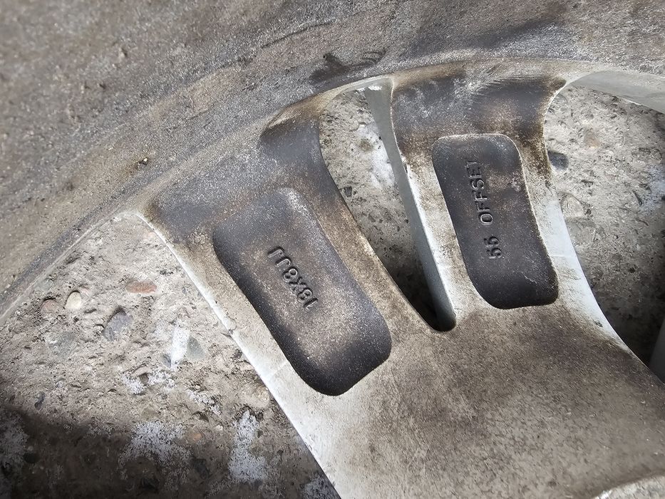 Диски с резиной  225 ×55 R18