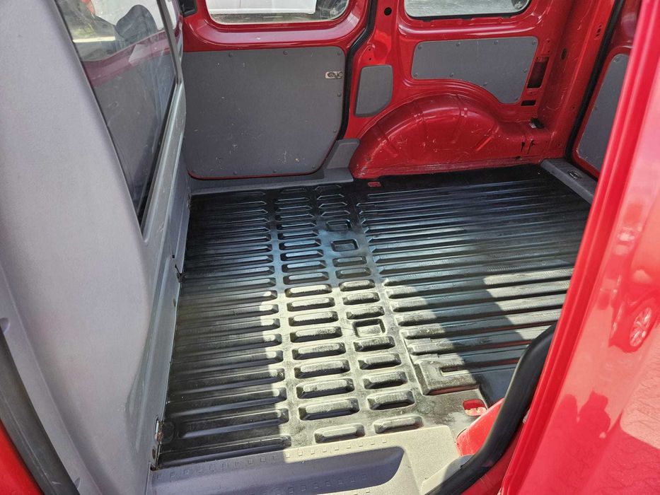 VW Caddy an 2010 1.9TDI 4x4 tractiune integrală 4motion încâlzire scaune Unic Proprietar recent adus din Germania