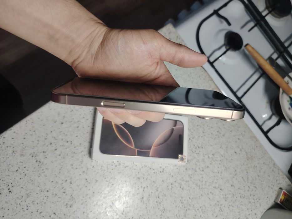 Айфон 16 про мах 256гб