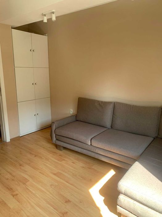 Дава се под наем Тристаен апартамент в Стамболийски - 75 кв.м за 448.8 € - Снимка #2