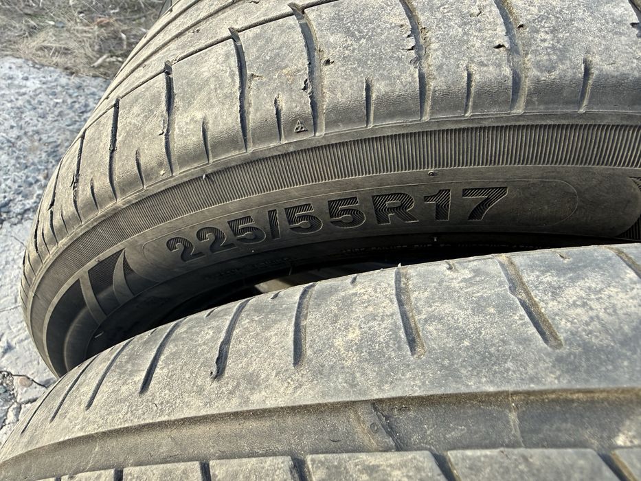 Продам комплект летней резины Triangle