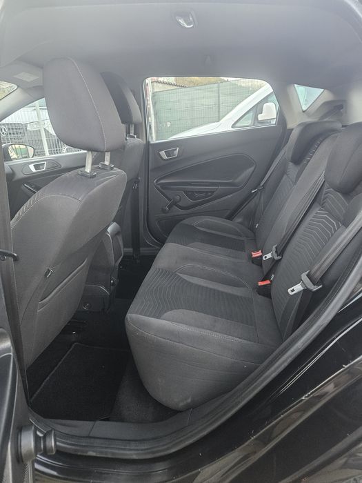 Ford Fiesta din 2015  1.6 disel !