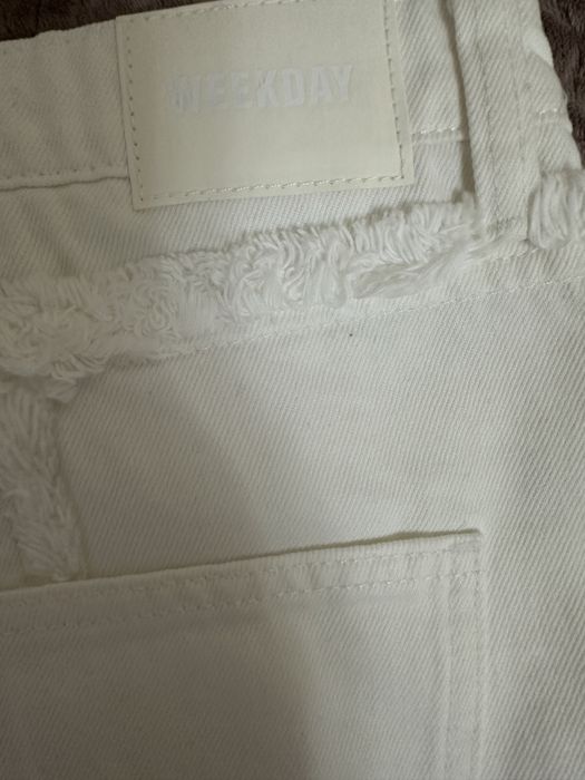 Дсмски дънки  WEEKDAY