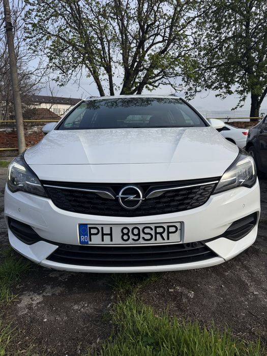 Opel Astra 2021 1.5 diesel full optionala