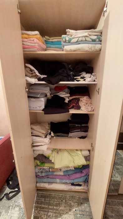 Продам шкаф в спальню