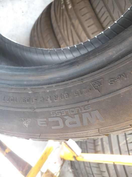 215/60/17C " Nokian 4бр.гуми