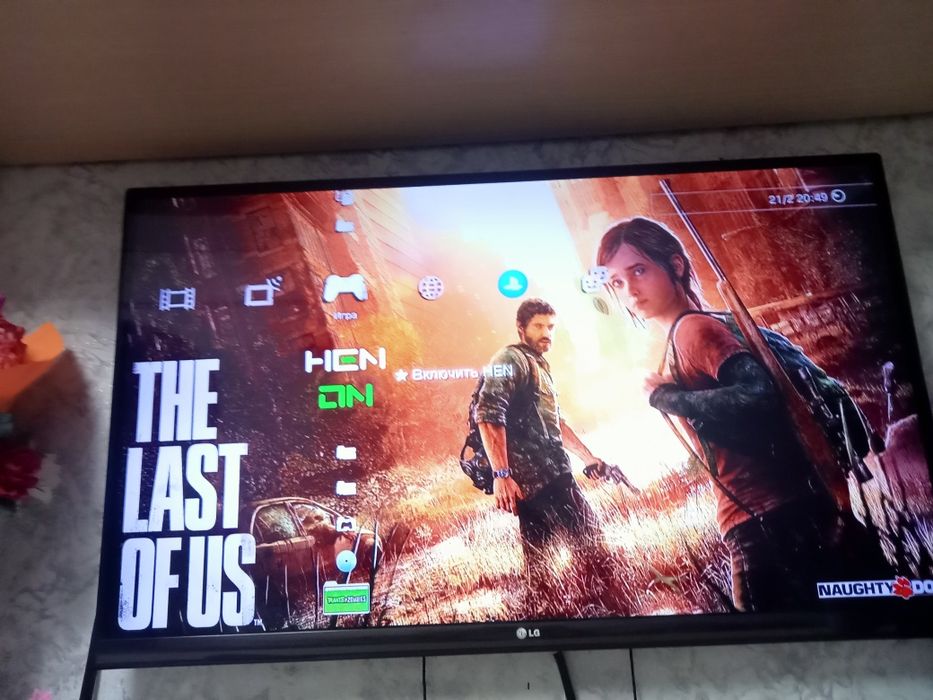 PS3 Super Slim прошитая + 2 джойстика + 298GB + 20 игр