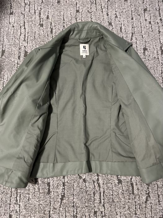 Кожено яке размер М