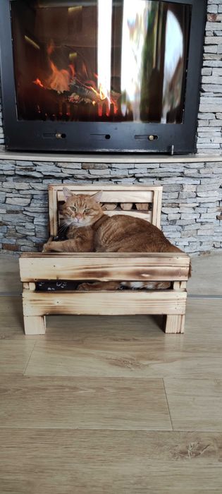 Дървено легло за коте и куче Легло от дърво за кучета и котки