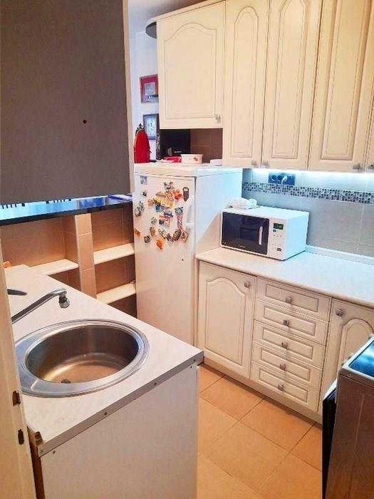 Дава се под наем Тристаен апартамент в Пловдив, Коматевски възел - 96 кв.м за 464.1 € - Снимка #3