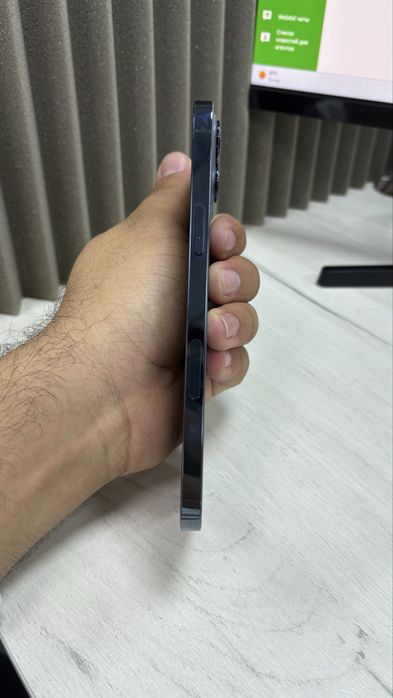 Iphone 12 pro max  vashe ideal