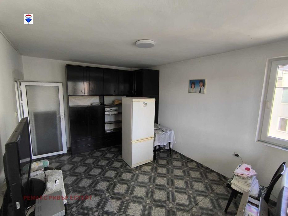 Продава се Тристаен апартамент в Русе, Ялта - 99 кв.м за 1353 €/кв.м - Снимка #9