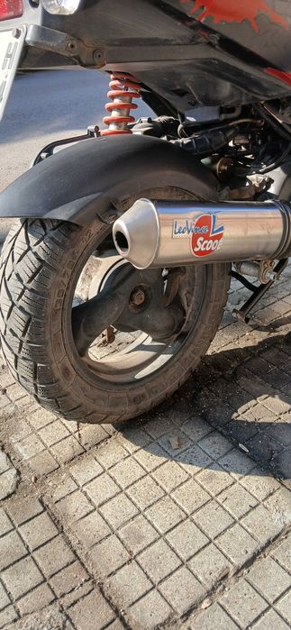 Кимко 2016 г. 4 т. Запазено и читаво