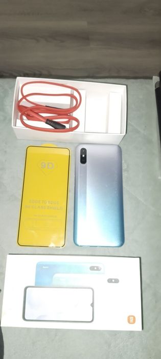 Redmi 9A, в работе, экран без царапин