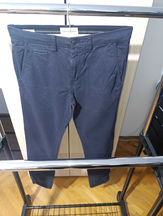 Два мъжки панталона Calvin Klein