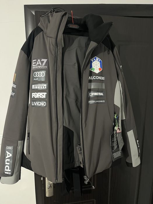 Emporio Armani ski екип