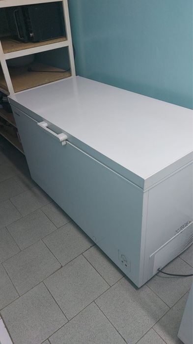 Морозильник , почти новый