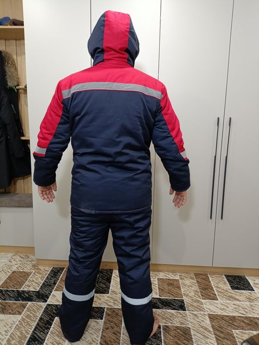 Продам спец. форму абсолютно новая.