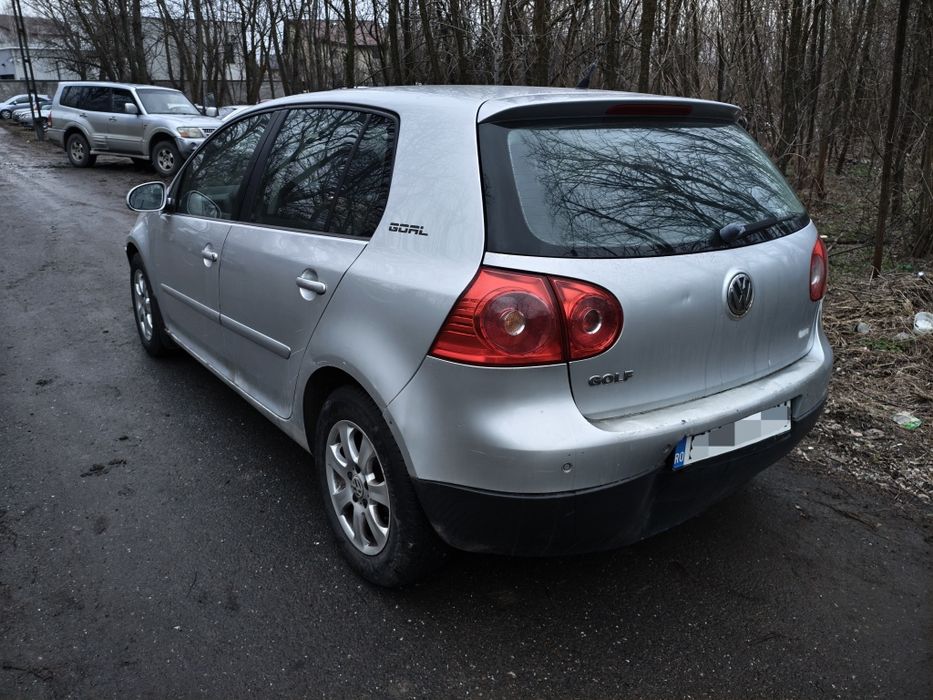 Volkswagen Golf 5 Benzina