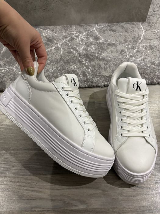 Дамски маратонки calvin klein, Calvin klein