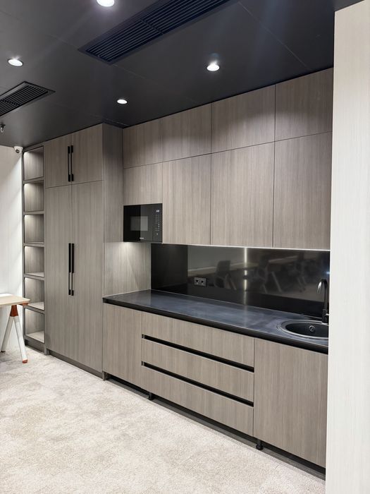 Срочно ! Сдается готовый премиум офис в Nest one 61 квадратных!