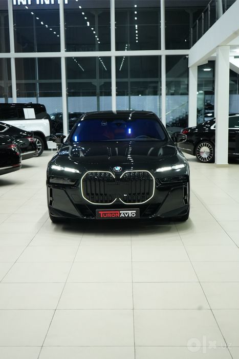 BMW 740i xDrive 2025