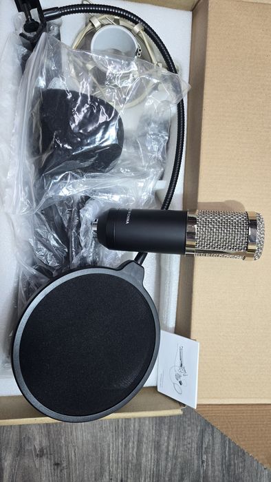 Микрофон кондензаторен