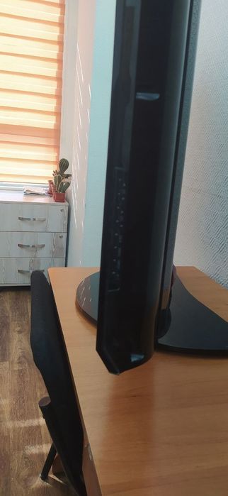 Телевизор LG 42 диагональ