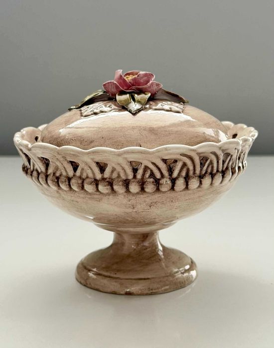 Винтидж италианска порцеланова кутийка