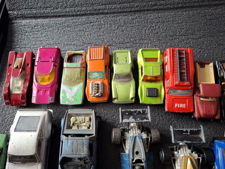 Лот метални колички - Matchbox,Hotwheels ,CCCR