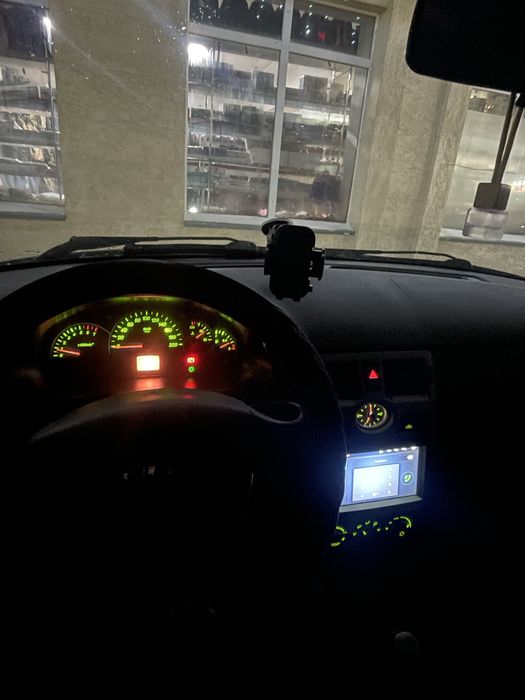 Продам приору 2012 г в